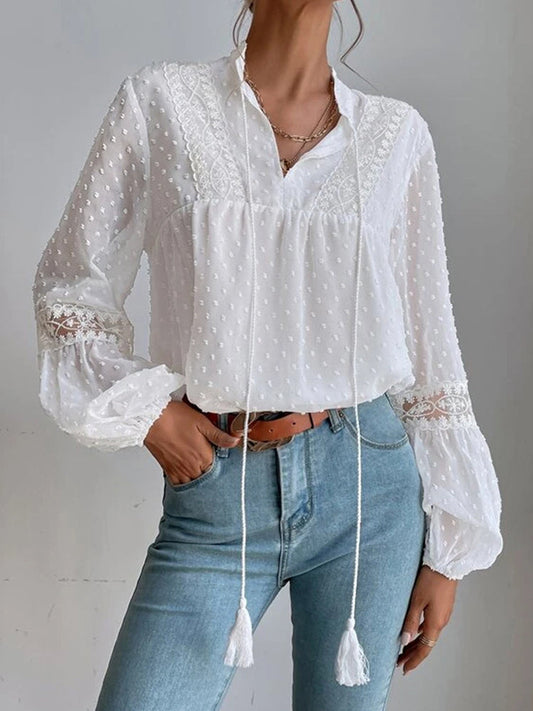 Aella - Lace blouse with long sleeves and V-neck