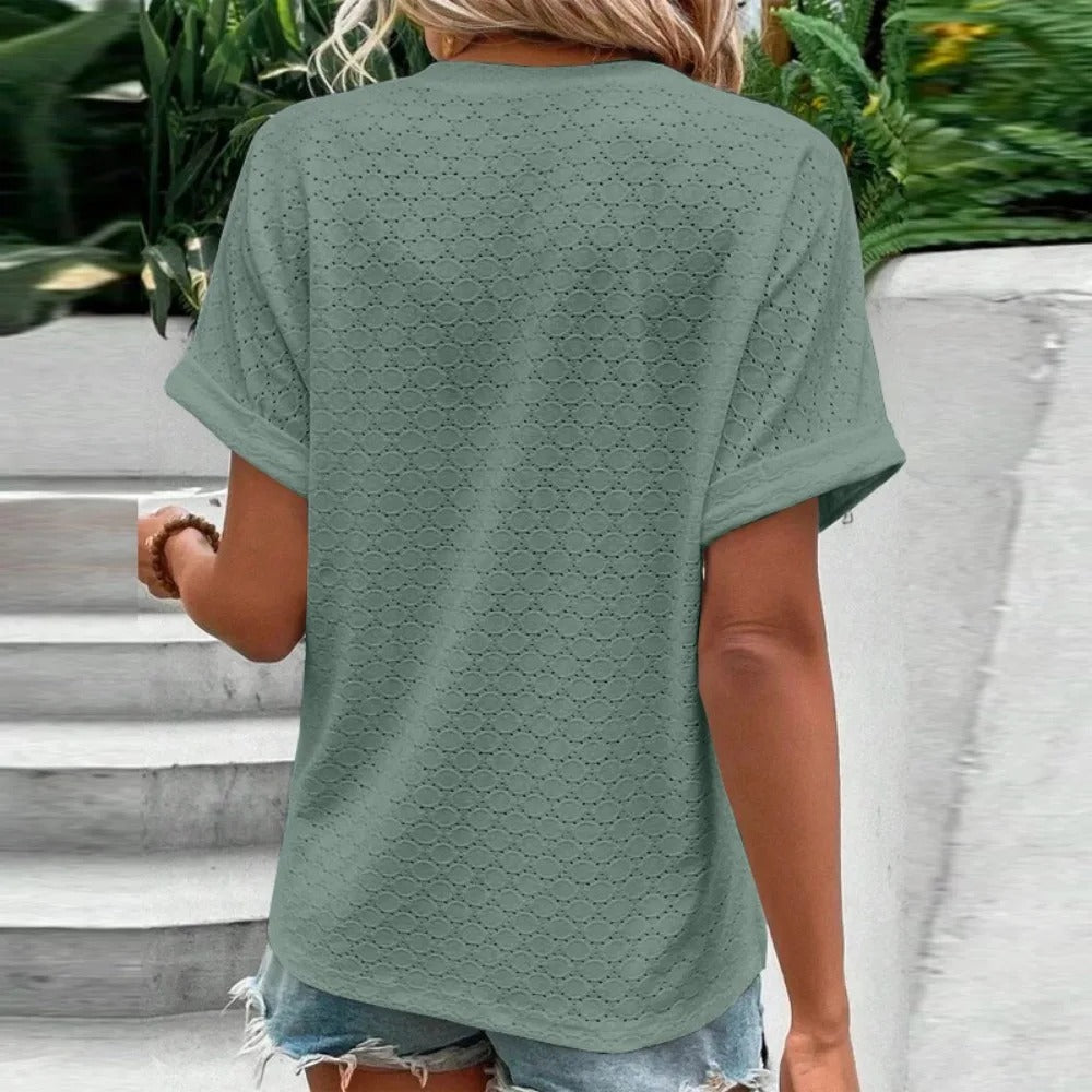 Lucy™ - The perfect v-neck top